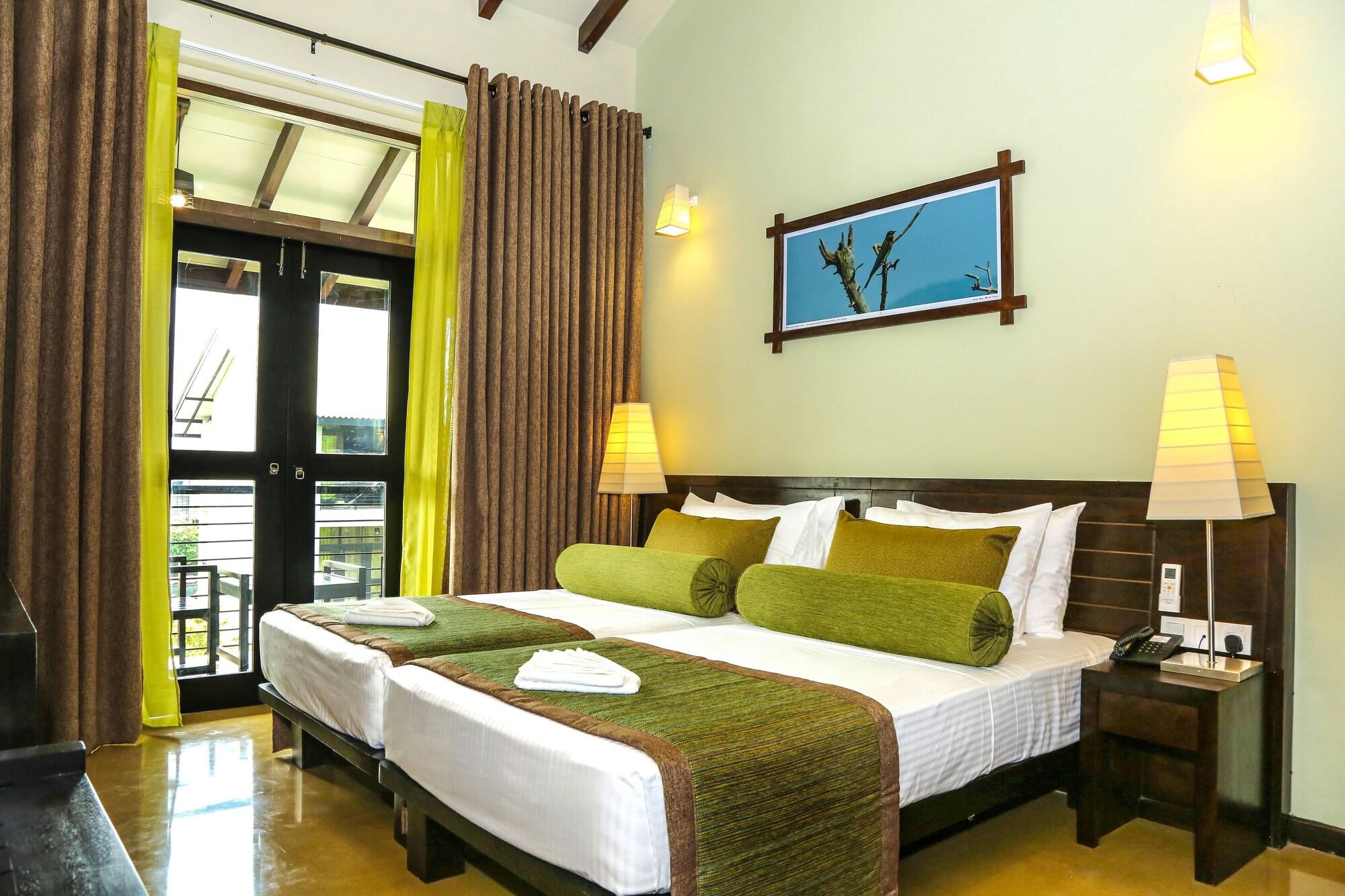 Oak Ray Wild Yala Hotel Tissamaharama Bagian luar foto