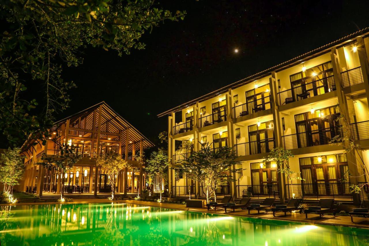 Oak Ray Wild Yala Hotel Tissamaharama Bagian luar foto
