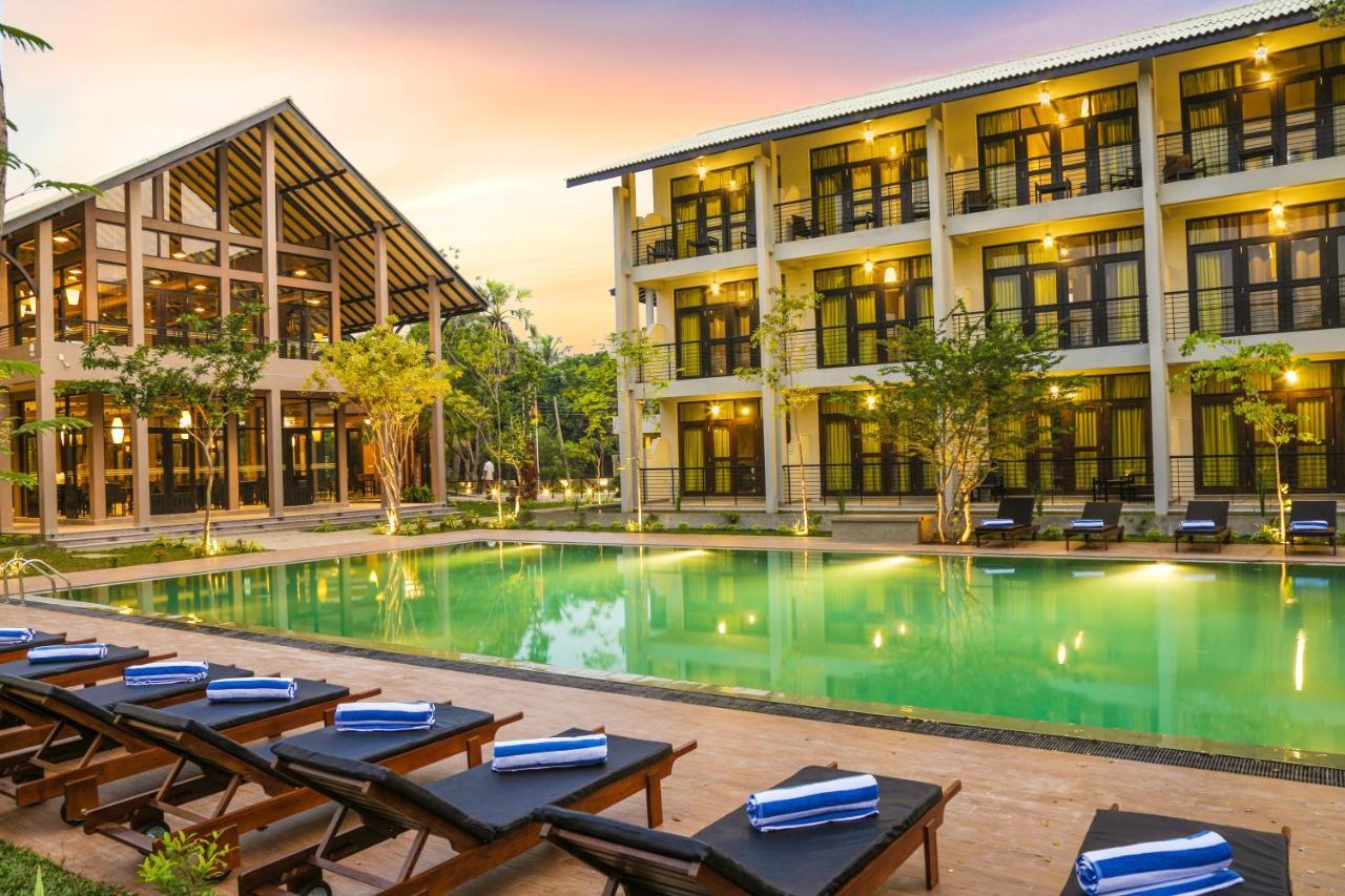 Oak Ray Wild Yala Hotel Tissamaharama Bagian luar foto